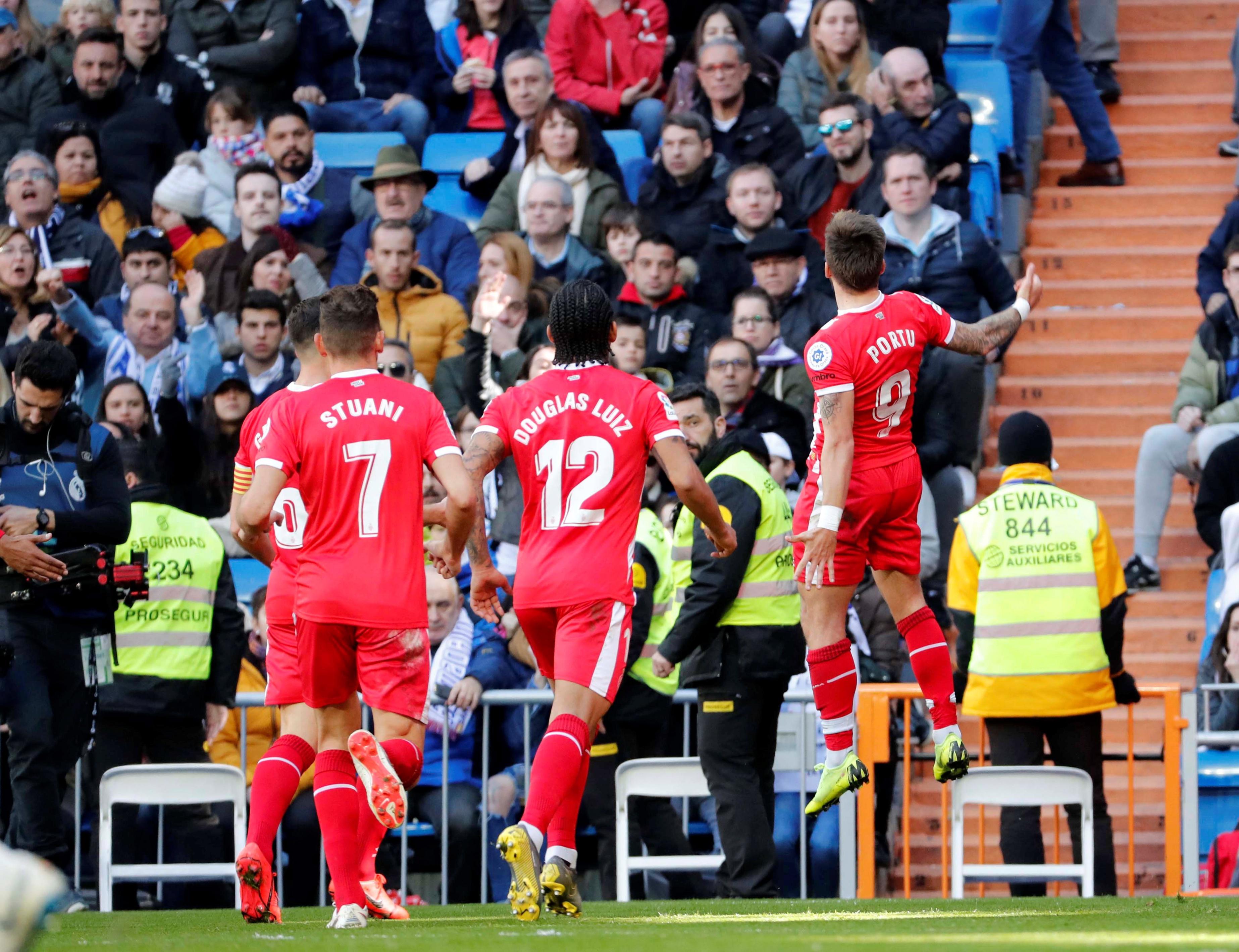 利用他们的 利用他们的